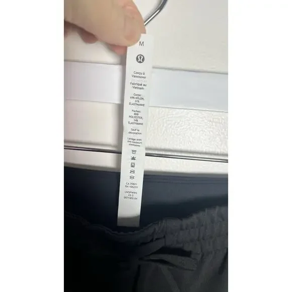 Lululemon Womens Size Medium Black Straight-Leg Mid-Rise Pant Luxtreme NEW - Picture 10 of 14